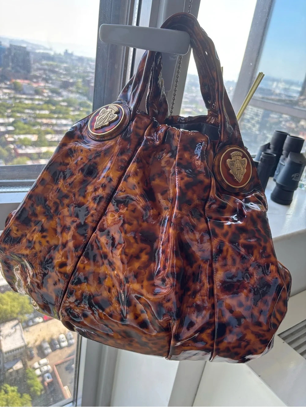 Gucci shiny tortoiseshell